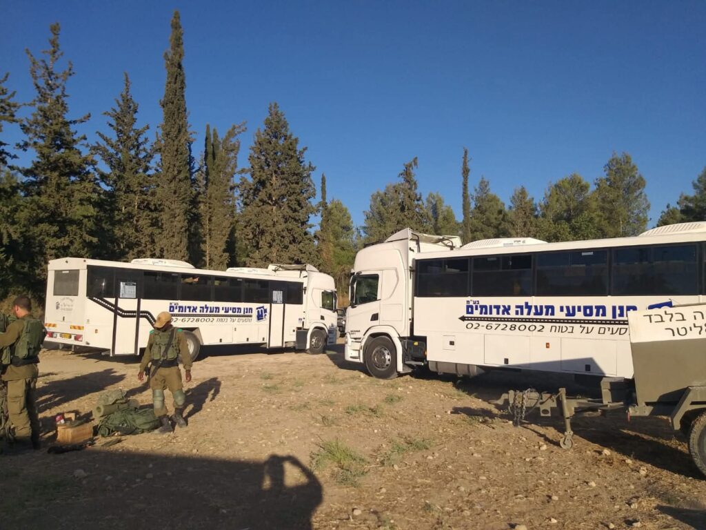 אוטובוס ממוגן ירי